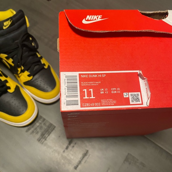 Nike Dunk High “Iowa” - Picture 5 of 7